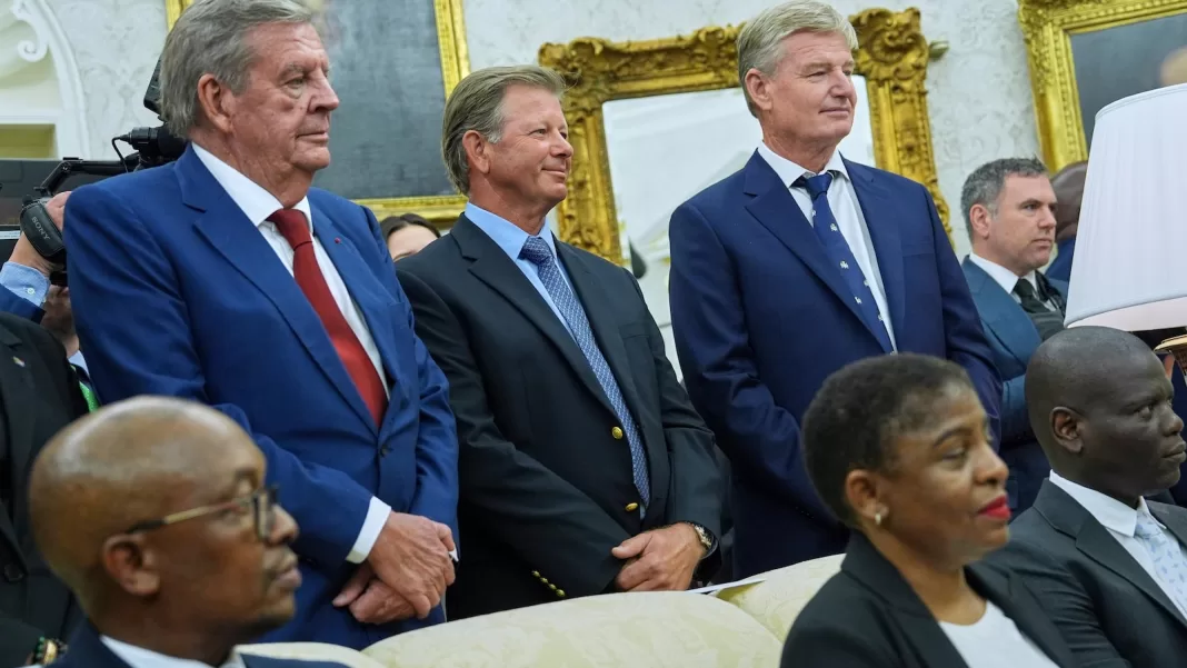 Ernie Els, Retief Goosen join South African president in White House meeting with Trump