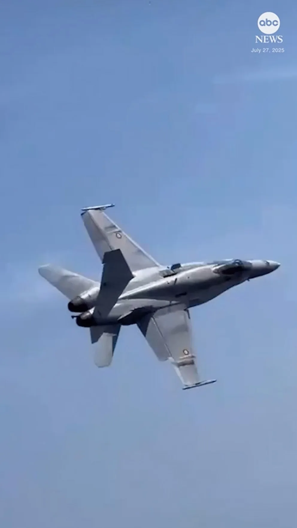 250729_abc_social_fighter_jet_close_call_hpMain_9x16.jpg