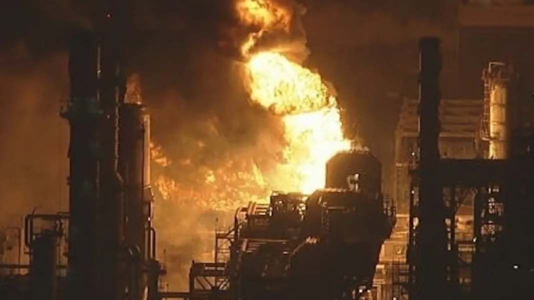 Large fire erupts at Chevron refinery in Southern California