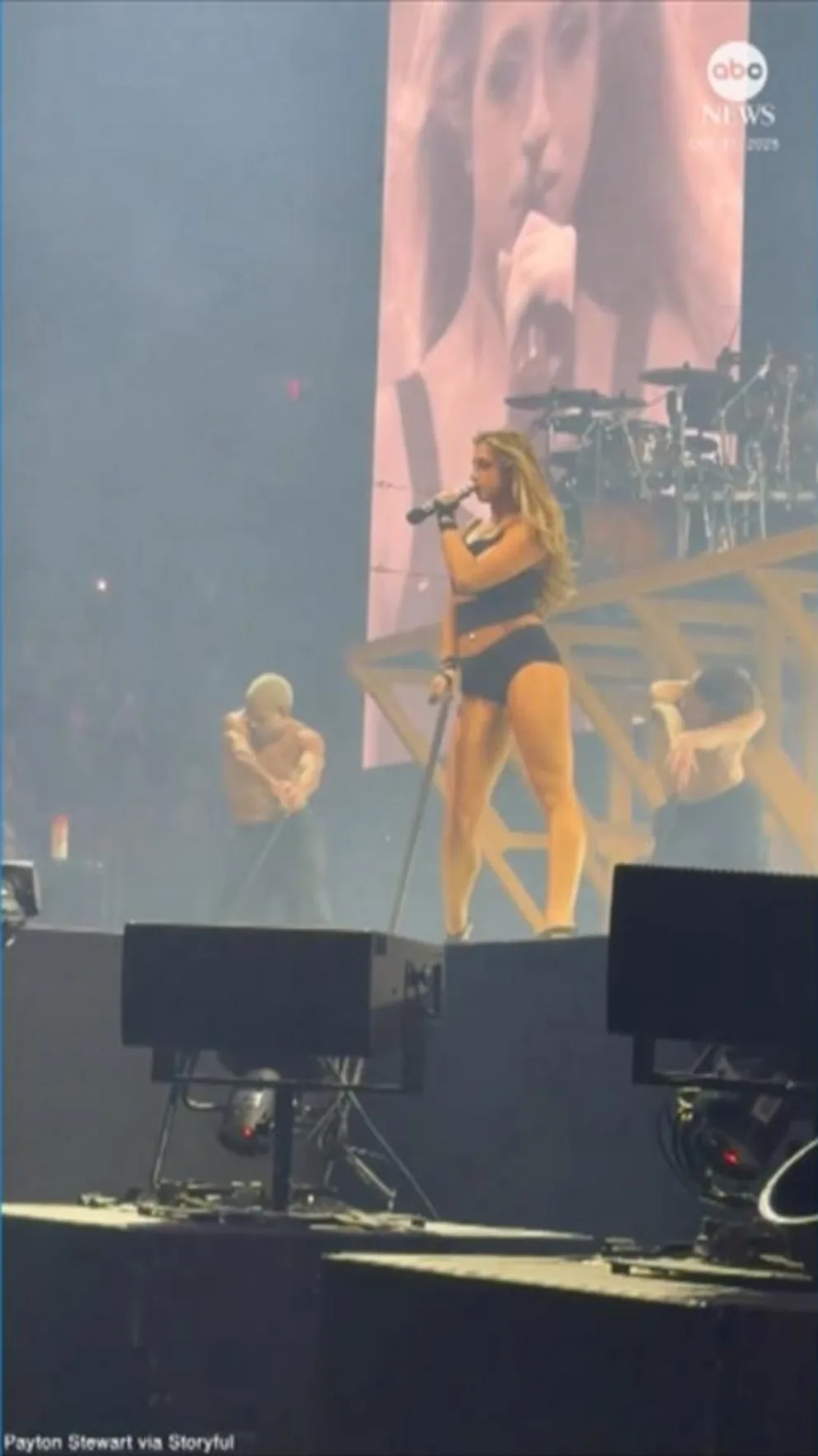 WATCH: Tate McRae caught singing into upside-down mic