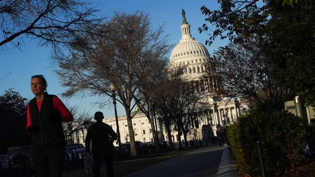 Federal services, agencies slowly returning after government shutdown ends