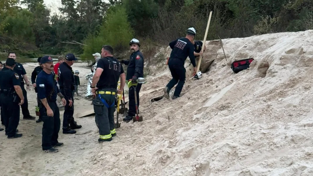 Girl, 12, rescued after sand hole collapses during Thanksgiving outing: Officials