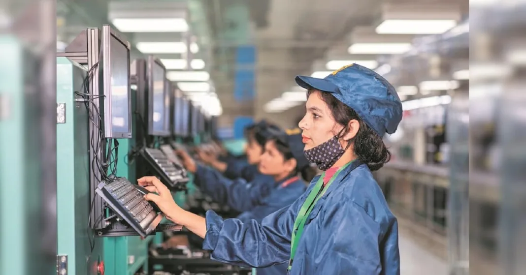 Digital finance gap limits women’s participation in platform work: Report | Economy & Policy News
