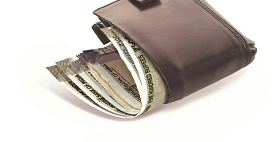 Got a salary and a side hustle? Here’s how to legally cut your tax bill | Personal Finance