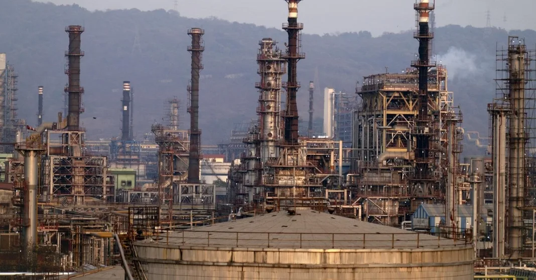 India, Mauritius sign fuel supply pact, IOC to meet import requirement | Economy & Policy News
