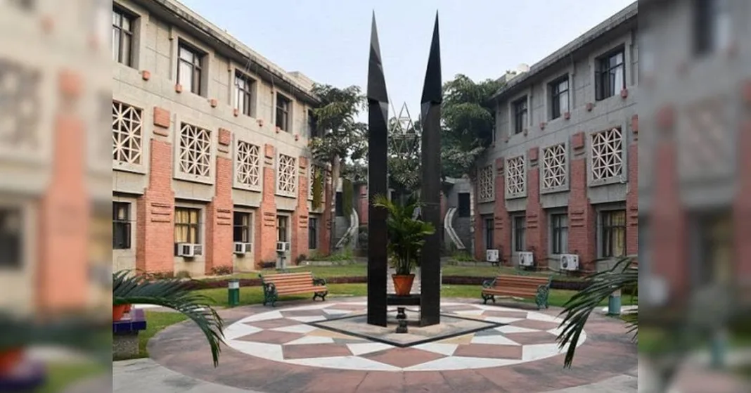 IIM Lucknow to incubate rural women-led startups, enterprises in UP