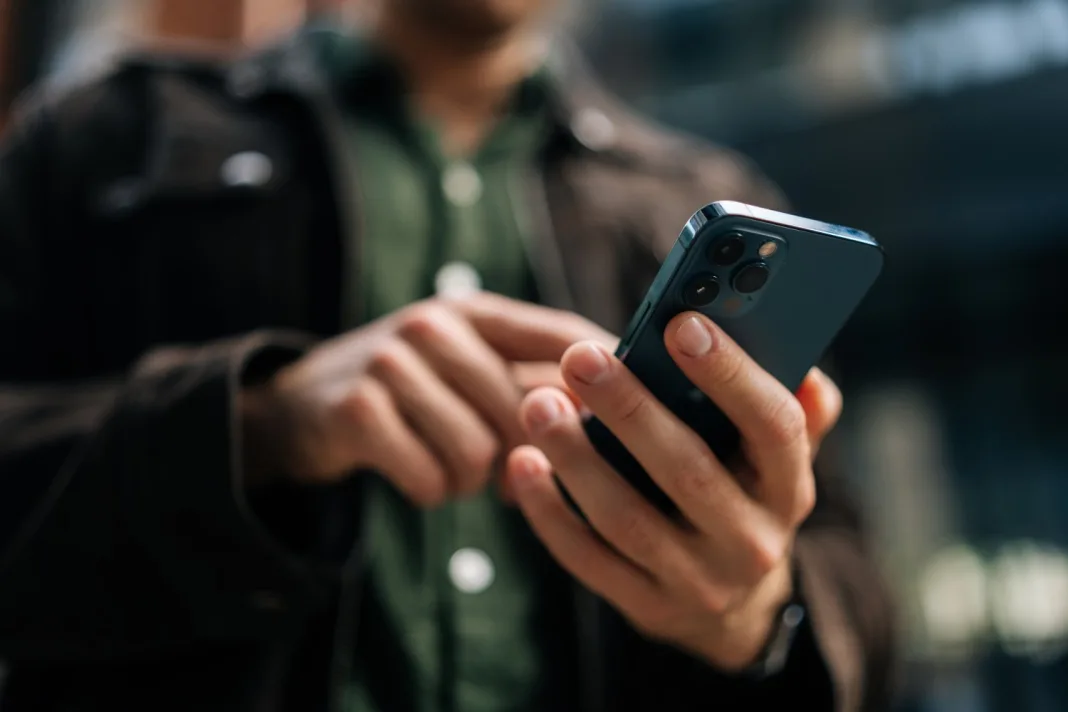 Estimating suicide risk from text | MIT News