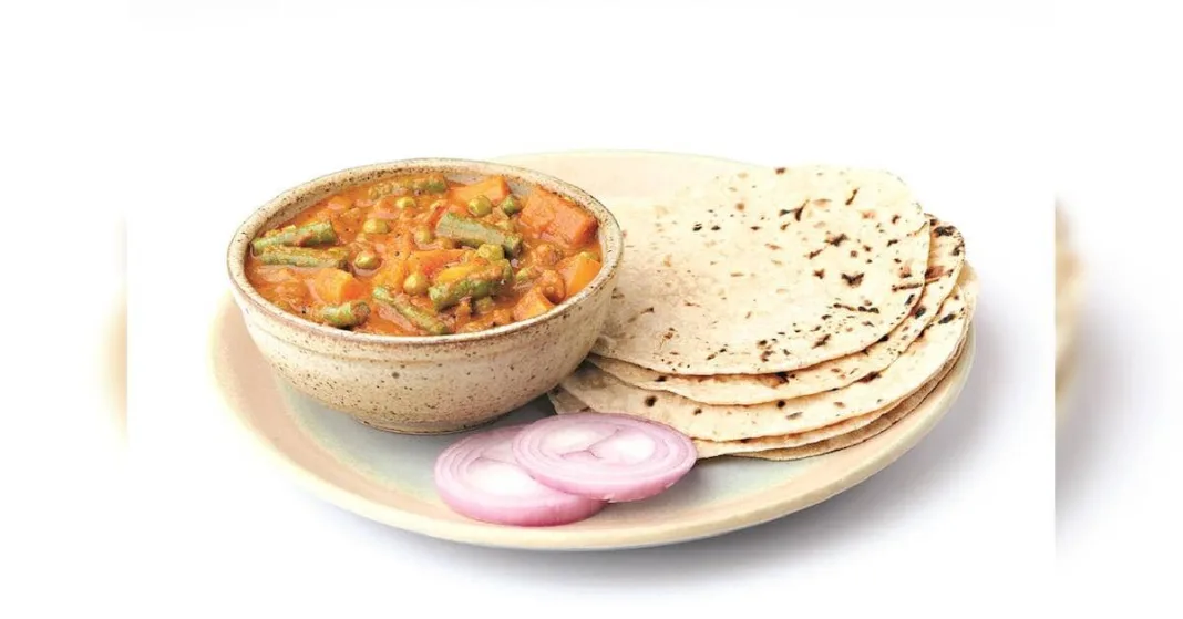 Home-cooked meals get 10% dearer in Sep on higher onion, oil, LPG prices | India News