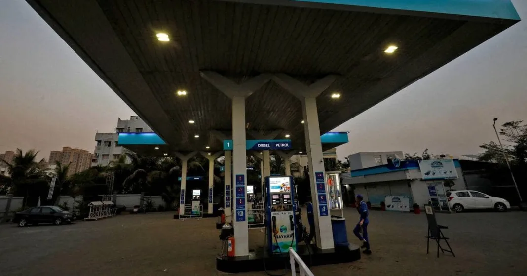 Nayara Energy increases petrol price by ₹5 per litre, diesel by ₹3 | Industry News