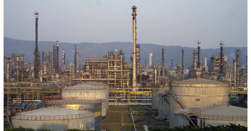 Domestic refiners shun costly Russian oil as West Asia flows recover | Economy & Policy News