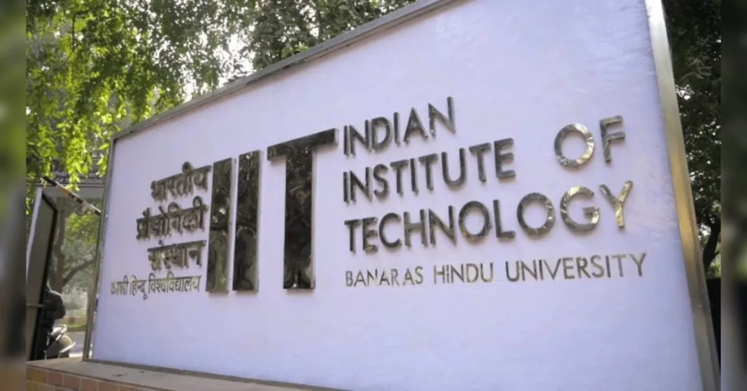 Revolutionary Green Light Technology from IIT BHU Fights Bacterial Infections, ETHealthworld