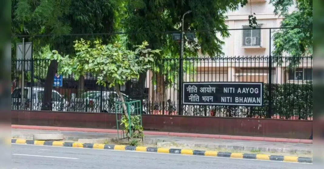 NITI Aayog Initiates Policies to Strengthen India’s Medical and Dental Device Manufacturing, ETHealthworld